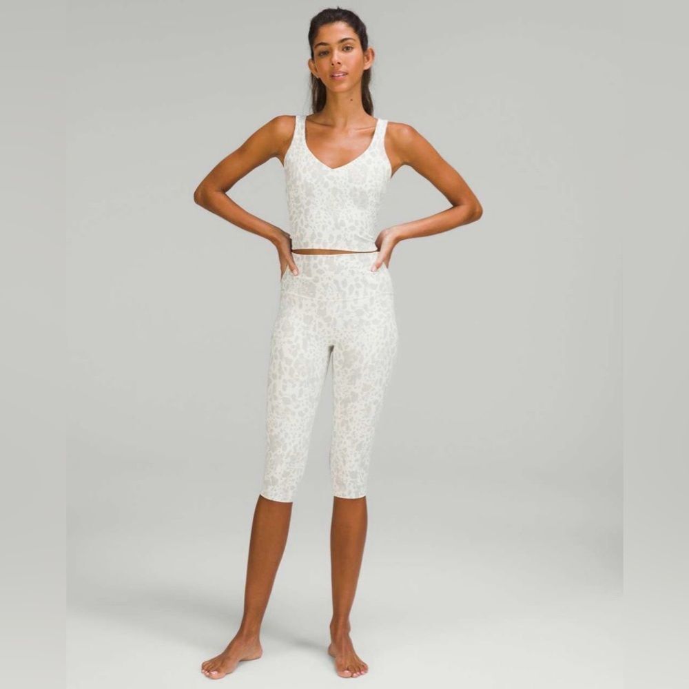 Lululemon Align High-Rise Crop 17"